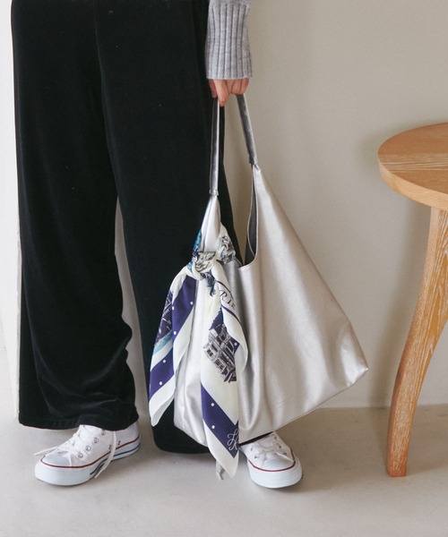 ROPE' PICNIC（ロペピクニック）の「洗えるワンショルダートートバッグ（トートバッグ・レディース・キナリ/シルバー/ブラック・FREE）」の3枚目の写真