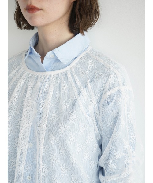 FIKA.(フィーカ)の「Gather sleeve lace blouse(シャツ/ブラウス・レディース・ブラック/オフホワイト・MEDIUM)」の6枚目の写真