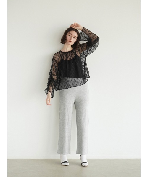 FIKA.(フィーカ)の「Gather sleeve lace blouse(シャツ/ブラウス・レディース・ブラック/オフホワイト・MEDIUM)」の16枚目の写真