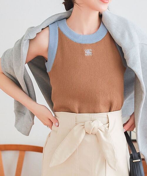 KOBE LETTUCE（コウベレタス）の「刺繍アメスリニットトップス（タンクトップ・レディース・ブラウン/ブラック/グレイッシュベージュ/アイボリー・M）」の4枚目の写真