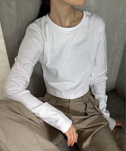 feepur（フェピュール）の「クロップドフライスロンTee（Tシャツ/カットソー・レディース・ブラック/オフホワイト/グレー/ネイビー/オートミール・MEDIUM）」の9枚目の写真