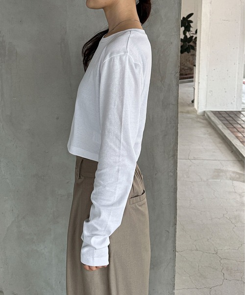 feepur（フェピュール）の「クロップドフライスロンTee（Tシャツ/カットソー・レディース・ブラック/オフホワイト/グレー/ネイビー/オートミール・MEDIUM）」の17枚目の写真