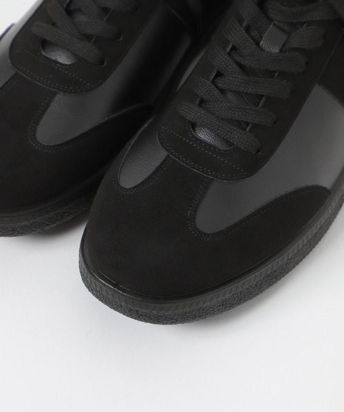 GLOBAL WORK（グローバルワーク）の「エアかるクラシックスニーカー