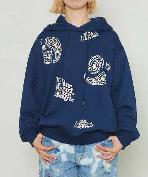FREAK'S STORE(フリークスストア)の「YMYM × FREAK'S STORE/ワイエムワイエム 別注 YMYM Paisley Hoodie/別注 ワイエムワイエム ペイズリーフーディー(パーカー・レディース・オフホワイト/ネイビー・MEDIUM/LARGE)」の11枚目の写真