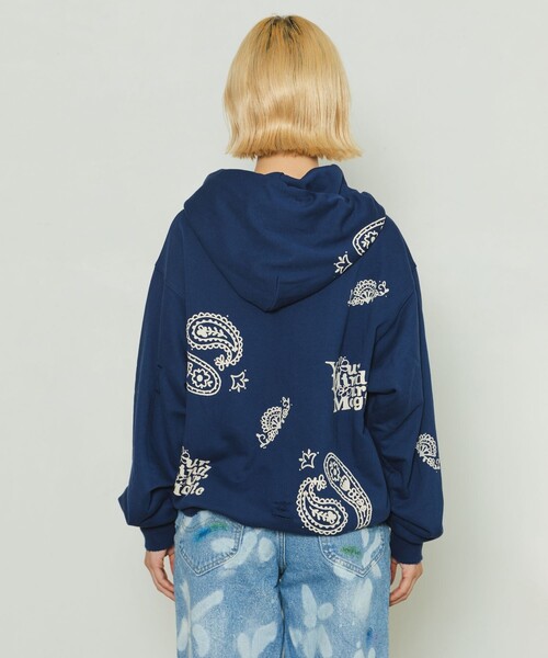 FREAK'S STORE(フリークスストア)の「YMYM × FREAK'S STORE/ワイエムワイエム 別注 YMYM Paisley Hoodie/別注 ワイエムワイエム ペイズリーフーディー(パーカー・レディース・オフホワイト/ネイビー・MEDIUM/LARGE)」の13枚目の写真