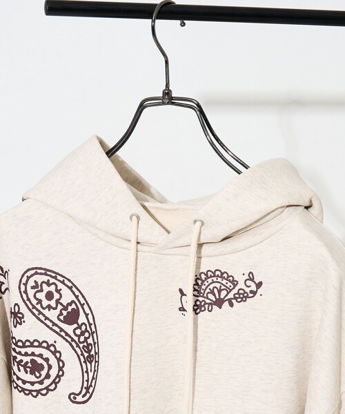 FREAK'S STORE(フリークスストア)の「YMYM × FREAK'S STORE/ワイエムワイエム 別注 YMYM Paisley Hoodie/別注 ワイエムワイエム ペイズリーフーディー(パーカー・レディース・オフホワイト/ネイビー・MEDIUM/LARGE)」の21枚目の写真