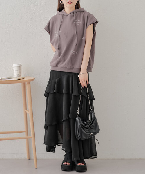 Chico(チコ)の「手書き風刺繍スウェット(Tシャツ/カットソー・レディース・チャコールグレー/グレイッシュベージュ/オートミール・FREE)」の15枚目の写真