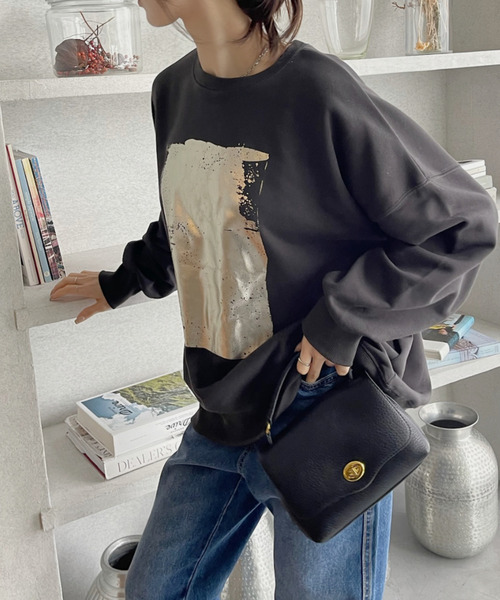 Eclat one（エクラワン）の「【Eclat one】箔プリント オーバー裏毛スウェット（スウェット・レディース・ホワイト/ブラック・FREE）」の7枚目の写真