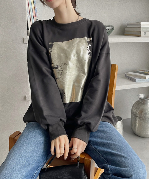 Eclat one（エクラワン）の「【Eclat one】箔プリント オーバー裏毛スウェット（スウェット・レディース・ホワイト/ブラック・FREE）」の12枚目の写真