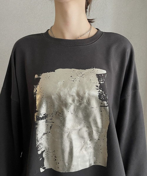 Eclat one（エクラワン）の「【Eclat one】箔プリント オーバー裏毛スウェット（スウェット・レディース・ホワイト/ブラック・FREE）」の15枚目の写真