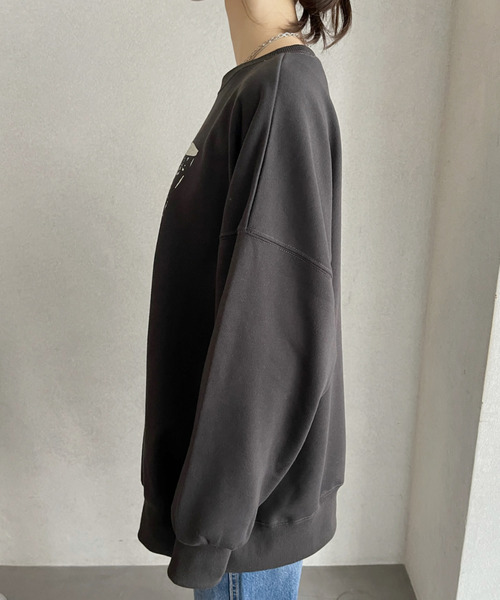 Eclat one（エクラワン）の「【Eclat one】箔プリント オーバー裏毛スウェット（スウェット・レディース・ホワイト/ブラック・FREE）」の17枚目の写真