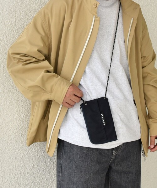 MAISON CANVVAS（メゾンキャンバス）の「【SHIPS any別注】MAISON CANVVAS: オイルドコットン マルチ ショルダーポーチ（ショルダーバッグ・メンズ・オリーブ/ベージュ/ネイビー・ONE SIZE）」の15枚目の写真