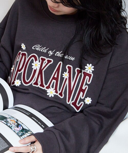 トップス preloved used sweat セール】【べストセラー】ビッグロゴデイジースウェット/刺繍