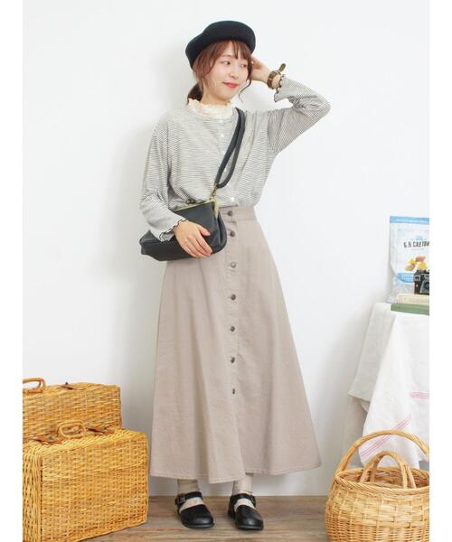 Samansa Mos2（サマンサ モスモス）の「【Sサイズ WEB限定】フロント釦フレアデニムスカート（スカート・レディース・ベージュ/ネイビー/ブルー・M/S）」の15枚目の写真