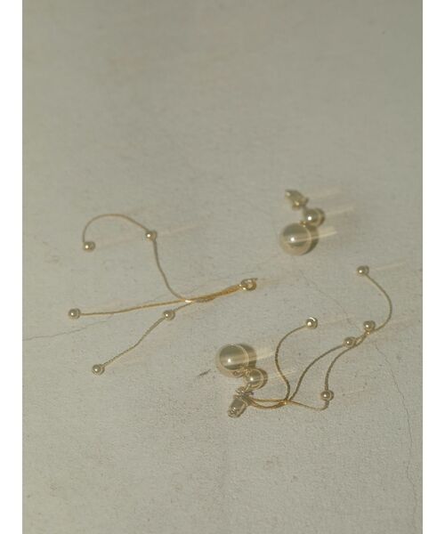 ELENDEEK（エレンディーク）の「2WAYボールピアス（ピアス（両耳用）・レディース・シルバー/ゴールド・FREE）」の3枚目の写真