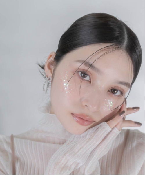 RANDA(ランダ)の「ビジューリボンイヤリング(イヤリング・レディース・シルバー/ゴールド・FREE)」の13枚目の写真