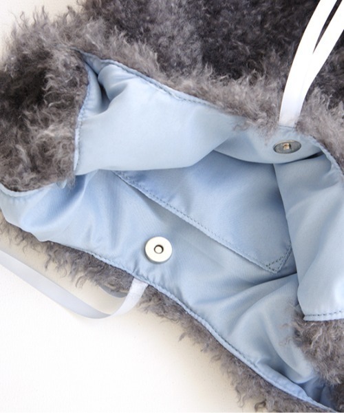 EARTH MADE(アースメイド)の「CURLY FUR MARCHE BAG ファーマルシェバッグ(トートバッグ・レディース・ベージュ/グレー/ピンク・0)」の8枚目の写真