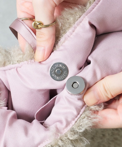 EARTH MADE(アースメイド)の「CURLY FUR MARCHE BAG ファーマルシェバッグ(トートバッグ・レディース・ベージュ/グレー/ピンク・0)」の10枚目の写真