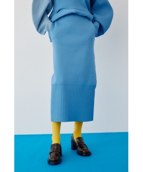 HeRIN.CYE(ヘリンドットサイ)の「2way slit knit skirt 2ウェイスリットニットスカート(スカート・レディース・レッド/ライトブルー/ネイビー・FREE)」の4枚目の写真