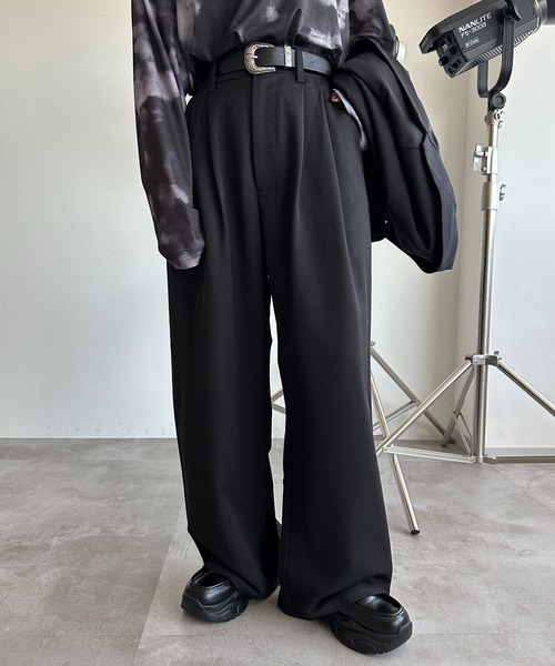 apres jour mignon（アプレジュールミニョン）の「アソートゆるストレートパンツ【SET UP可能】【ZOZOTOWN限定アイテム】（その他パンツ・レディース・ブラック/グレー系その他/カーキ/ブラウン系その他/ベージュ・SMALL/MEDIUM/X-LARGE）」の11枚目の写真