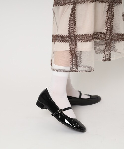 ESPERANZA(エスペランサ)の「ローヒールストラップフラットシューズ(その他シューズ・レディース・ゴールド/ブラック/シルバー・S/M/L/LL)」の2枚目の写真