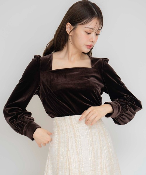 NOELA（ノエラ）の「スクエアネックベロアカットソー（Tシャツ/カットソー・レディース・ブラック/ブラウン・フリー）」の10枚目の写真