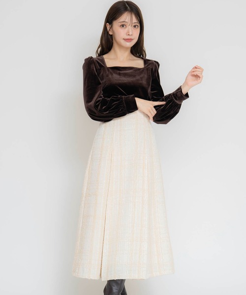 NOELA（ノエラ）の「スクエアネックベロアカットソー（Tシャツ/カットソー・レディース・ブラック/ブラウン・フリー）」の14枚目の写真