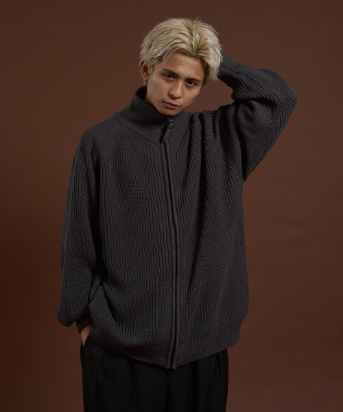 kutir(クティール)の「RUBBER LOGO DRIVERS KNIT/ラバーロゴドライバーズニット(ニット/セーター・メンズ・ネイビー/ダークブラウン/チャコールグレー/ブラック・LARGE/MEDIUM)」の10枚目の写真