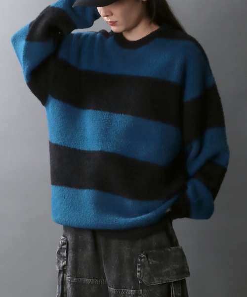 SITRY（シトリー）の「Feather Yarn Thick Stripe Knit Pullover/オーバーサイズ フェザーヤーン ボーダー ニット セーター（ニット/セーター・メンズ・レッド系その他/ホワイト系その他/ブルー系その他/ブラック系その他・L/M）」の2枚目の写真