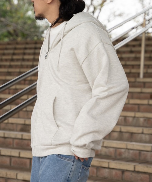 VENCEEXCHANGE（ヴァンスエクスチェンジ）の「マキシマムウェイトジップパーカー（パーカー・メンズ・ブルー/ブラック/レッド/ライトグレー・L/M）」の2枚目の写真