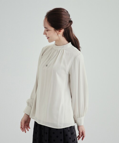 DRESKIP（ドレスキップ）の「◆あったか裏地 ハイネックブラウス【SHOO WARM】（シャツ/ブラウス・レディース・ナチュラル/ホワイト系3/グリーン系/ネイビー系・04/03/02）」の16枚目の写真