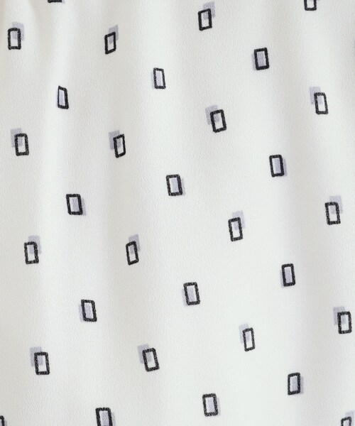 DRESKIP（ドレスキップ）の「◆あったか裏地 ハイネックブラウス【SHOO WARM】（シャツ/ブラウス・レディース・ナチュラル/ホワイト系3/グリーン系/ネイビー系・04/03/02）」の22枚目の写真