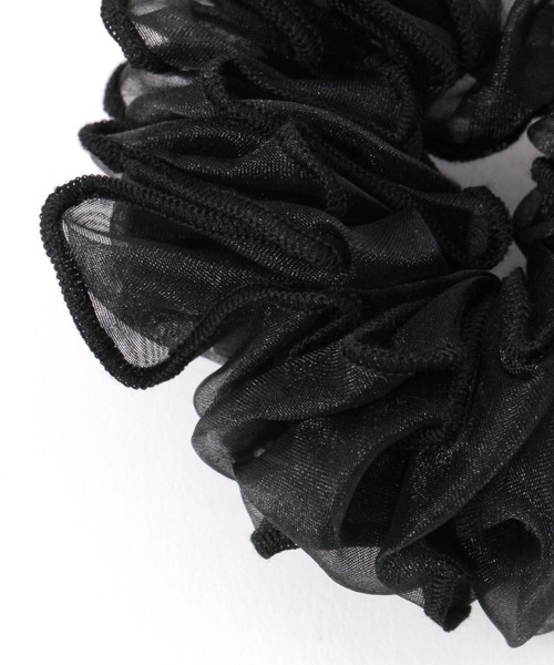 studio CLIP(スタディオクリップ)の「シアーフリルシュシュ(シュシュ・レディース・ブラック/ライトグレー/ベージュ/ピンク・FREE)」の5枚目の写真