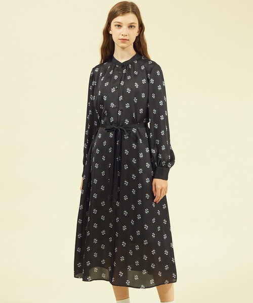 MACKINTOSH PHILOSOPHY(マッキントッシュ フィロソフィー)の「クロッカスプリントワンピース(ワンピース・レディース・ブラック/ダークネイビー・38/36)」の1枚目の写真