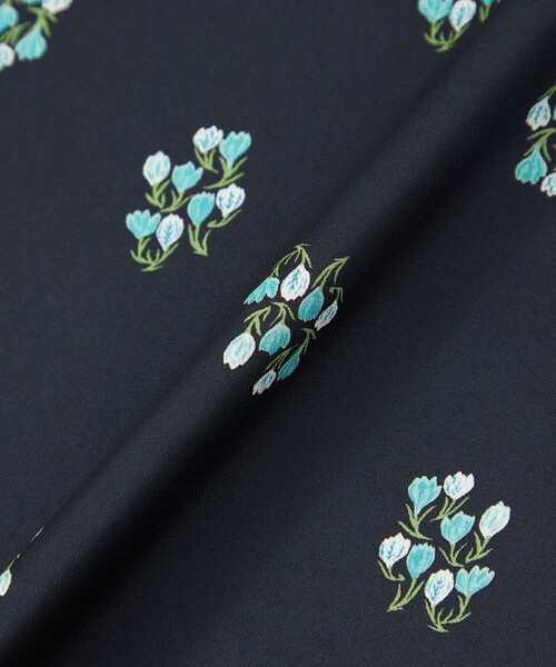 MACKINTOSH PHILOSOPHY(マッキントッシュ フィロソフィー)の「クロッカスプリントワンピース(ワンピース・レディース・ブラック/ダークネイビー・38/36)」の11枚目の写真