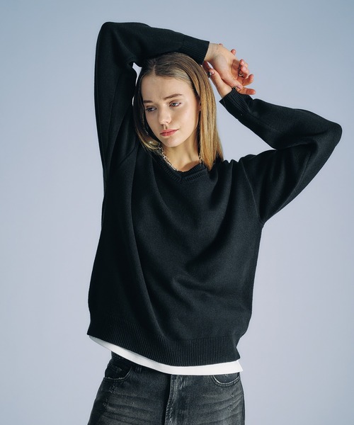 SELLE GLANT(セレグランテ)の「V-NECK MIDDLE GAUGE BASIC KNIT/Vネックミドルゲージベーシックニット(ニット/セーター・メンズ・ブラック/グレイッシュベージュ/ボルドー・LARGE/MEDIUM/SMALL)」の6枚目の写真