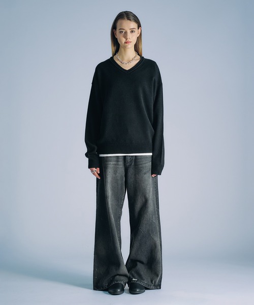 SELLE GLANT(セレグランテ)の「V-NECK MIDDLE GAUGE BASIC KNIT/Vネックミドルゲージベーシックニット(ニット/セーター・メンズ・ブラック/グレイッシュベージュ/ボルドー・LARGE/MEDIUM/SMALL)」の9枚目の写真