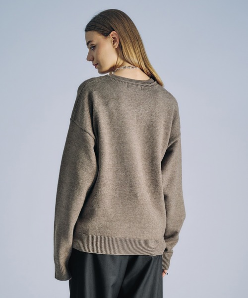 SELLE GLANT(セレグランテ)の「V-NECK MIDDLE GAUGE BASIC KNIT/Vネックミドルゲージベーシックニット(ニット/セーター・メンズ・ブラック/グレイッシュベージュ/ボルドー・LARGE/MEDIUM/SMALL)」の21枚目の写真