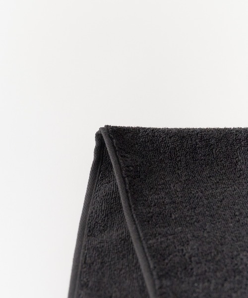 NIKE（ナイキ）の「NIKE/ナイキ ソリッド コアタオル ミディアム（ハンカチ/ハンドタオル・メンズ・ライトブルー/ブラック/オレンジ・FREE）」の5枚目の写真