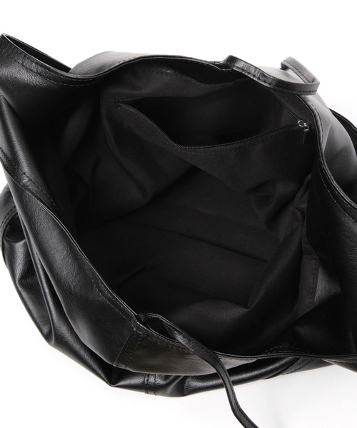 LAKOLE（ラコレ）の「ソフトトライアングルトートバッグ / 319966（トートバッグ・レディース・ライトブラウン/オフホワイト/ブラック・FREE）」の13枚目の写真