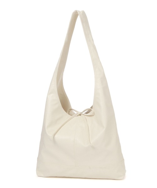 LAKOLE（ラコレ）の「ソフトトライアングルトートバッグ / 319966（トートバッグ・レディース・ライトブラウン/オフホワイト/ブラック・FREE）」の4枚目の写真