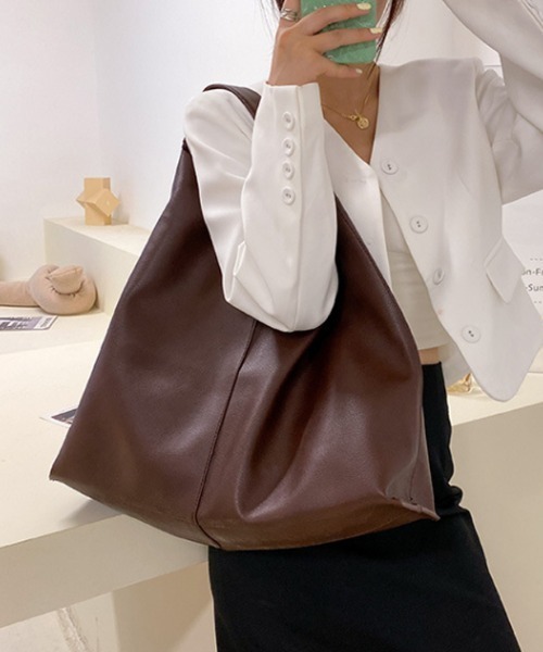 COCOMOMO(ココモモ)の「トライアングルバッグ トートバッグ 大容量(トートバッグ・レディース・ブラック/ダークブラウン/ホワイト・FREE)」の11枚目の写真
