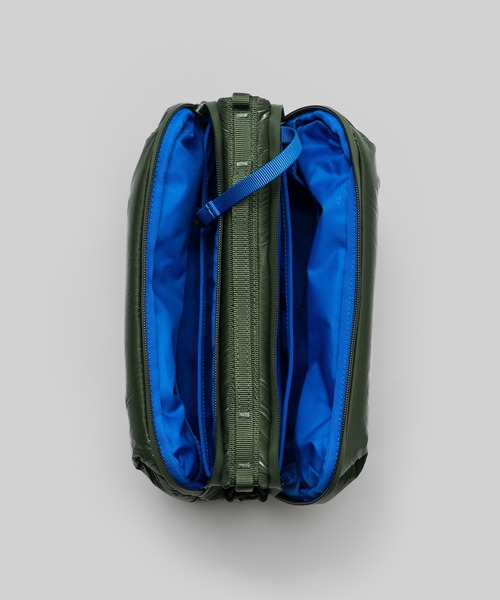 Topologie(トポロジー)の「Bottle Sacoche Large ボトルサコッシュ ラージ【バッグ単体】(ショルダーバッグ・レディース・ブラック系その他/ブラック/ベージュ/ホワイト/ゴールド/ダークグリーン/ミント/グリーン系その他/シルバー系その他/ダークブルー/シルバー/オレンジ系その他2/グリーン系その他2/イエロー/オレンジ・ONE SIZE)」の18枚目の写真