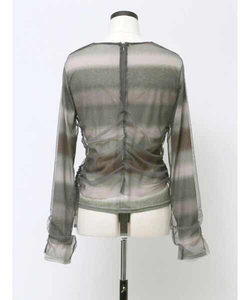 VEQUM（VEQUM）の「【VEQUM】STRING GATHER SHEER TOP（Tシャツ/カットソー・レディース・グレー/ブラック・FREE）」の10枚目の写真