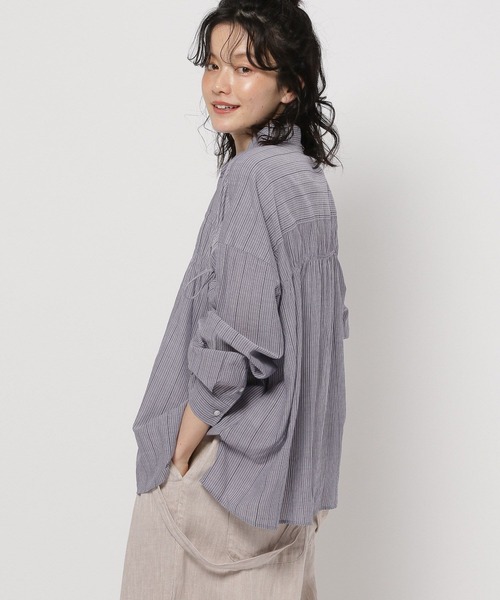 niko and...(ニコアンド)の「プレミアムローンギャザーシャツ(シャツ/ブラウス・レディース・ホワイト/ネイビー/グリーン/イエロー/ブルー・MEDIUM/LARGE)」の20枚目の写真