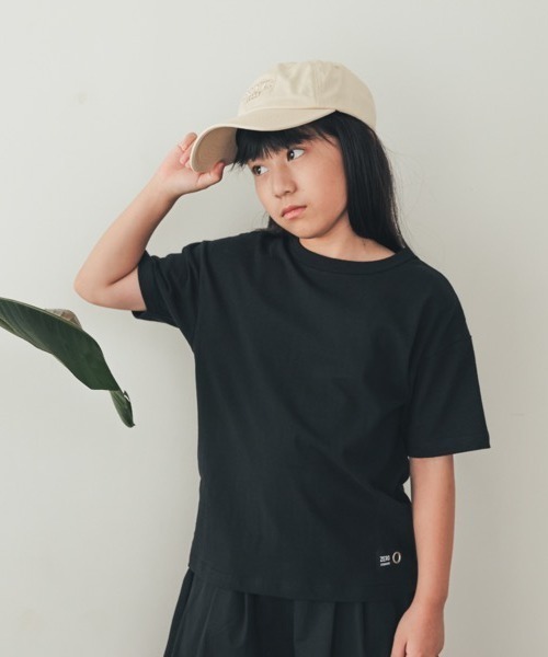 ZERO standerd(ゼロスタンダード)の「zero standard/ゼロスタンダード BASIC Tシャツ(Tシャツ/カットソー・キッズ・オフホワイト/グレー/ネイビー/アイボリー/チャコールグレー/ブラック/ベージュ・110cm/100cm/120cm/130cm/150cm/160cm/140cm)」の4枚目の写真