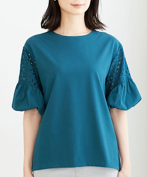 BELLUNA PLUS(ベルーナ)の「ボリューム袖レース切替プルオーバー(Tシャツ/カットソー・レディース・ターコイズブルー/オフホワイト/イエロー/チャコール・MEDIUM/X-LARGE/LARGE)」の11枚目の写真