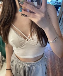 SHEENA | カップ付きクロスデザインキャミソール(キャミソール)