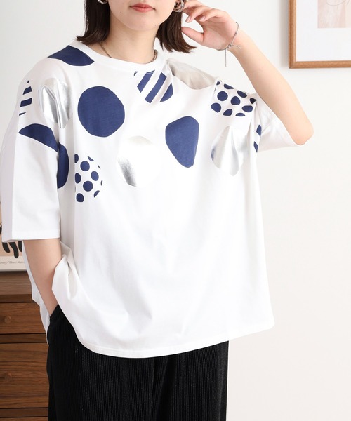 BARNDOOR(バーンドア)の「BARNDOOR 20天竺箔PtドルマンTシャツ(Tシャツ/カットソー・レディース・ホワイト系2/ホワイト系1/ホワイト系3/ホワイト系4・FREE)」の6枚目の写真