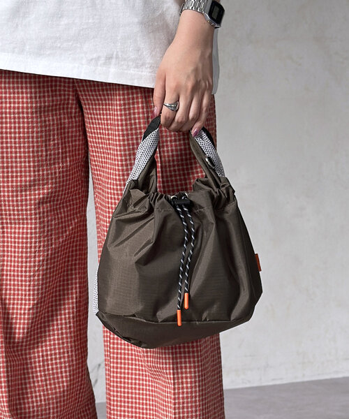 CPCM（シーピーシーエム）の「2WAYリップナイロンメッシュショルダー（ショルダーバッグ・メンズ・ライム/オレンジ/ネイビー/カーキ/ブラック・FREE）」の3枚目の写真